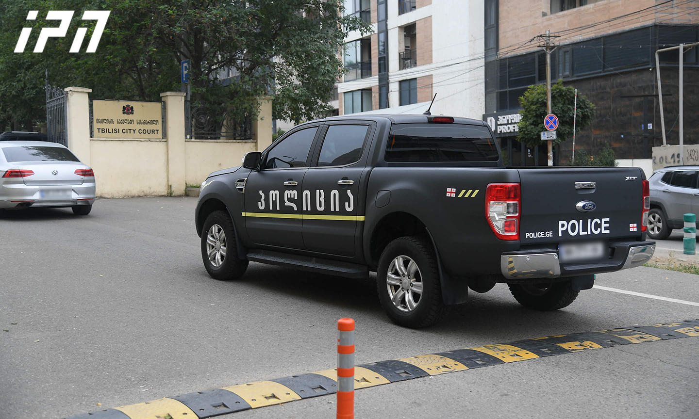 სასამართლო პაატა ბურჭულაძის, მურთაზ ზოდელავას, ირაკლი ნადირაძის, პაატა მანჯგალაძისა და ლაშა ბერიძისთვის აღკვეთის ღონისძიების შეფარდებაზე მსჯელობს - პროკურატურა ხუთივეს მიმართ პატიმრობის გამოყენებას მოითხოვს