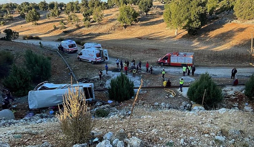 თურქეთში ავტობუსი თხრილში გადავარდა - დაიღუპა 5 და დაშავდა 14 ადამიანი