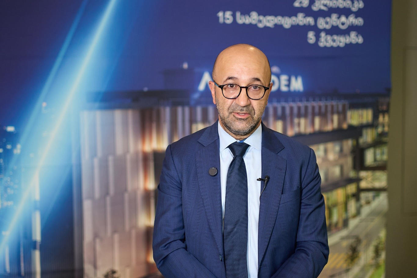 თბილისში საერთაშორისო სამედიცინო კონფერენცია გაიმართა, რომელსაც აჯიბადემის კლინიკათა ქსელიდან მსოფლიოს წამყვანი ორთოპედ-ქირურგი ხელმძღვანელობდა