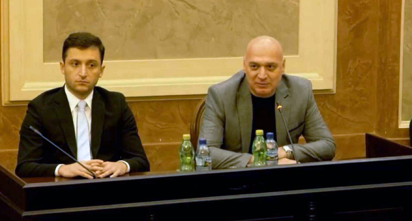 საკრებულომ თბილისის მერის მოადგილის თანამდებობაზე კახა აბულაძის დანიშვნას მხარი დაუჭირა