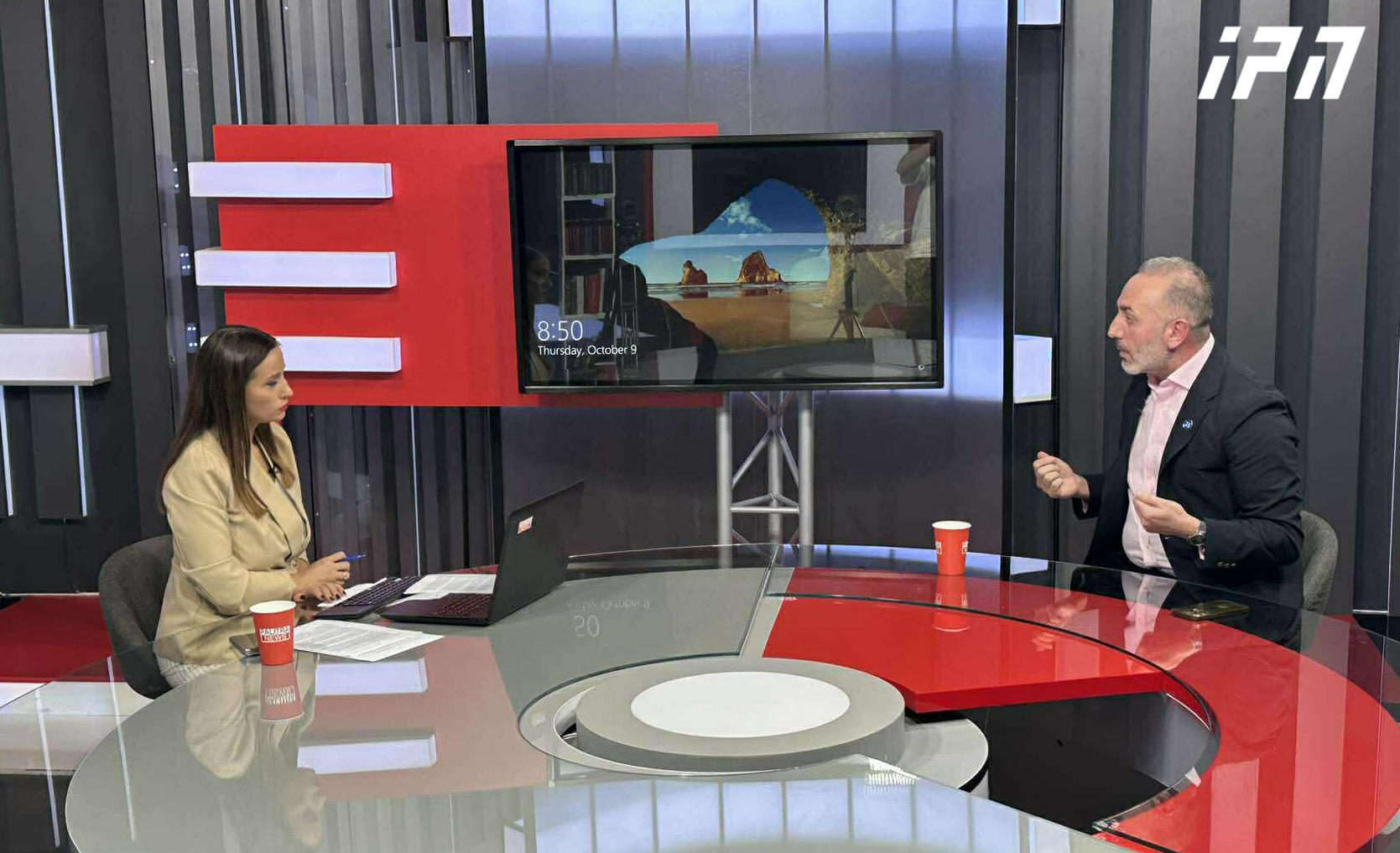 გიორგი შარაშიძე - არ გვექნება არანაირი ერთობა არავისთან, ვინც პასუხისმგებელია 4 ოქტომბრის პროვოკაციაზე, არა და არასდროს! - ვგულისხმობ, "ნაცმოძრაობას", გვარამიას კოალიციას, ზურაბიშვილს - გახარიამ თუ გათვალა, სალომე ზურაბიშვილმა რატომ ვერ გათვალა რისკები?