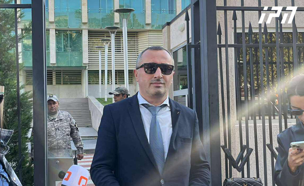 ადვოკატის ინფორმაციით, პენიტენციური სამსახურის პენიტენციური დეპარტამენტის დირექტორის ყოფილ მოადგილეს გიორგი ქემოკლიძეს გიორგი ბაჩიაშვილის საკანში მომხდარ ინციდენტთან დაკავშირებით ბრალი წარედგინა