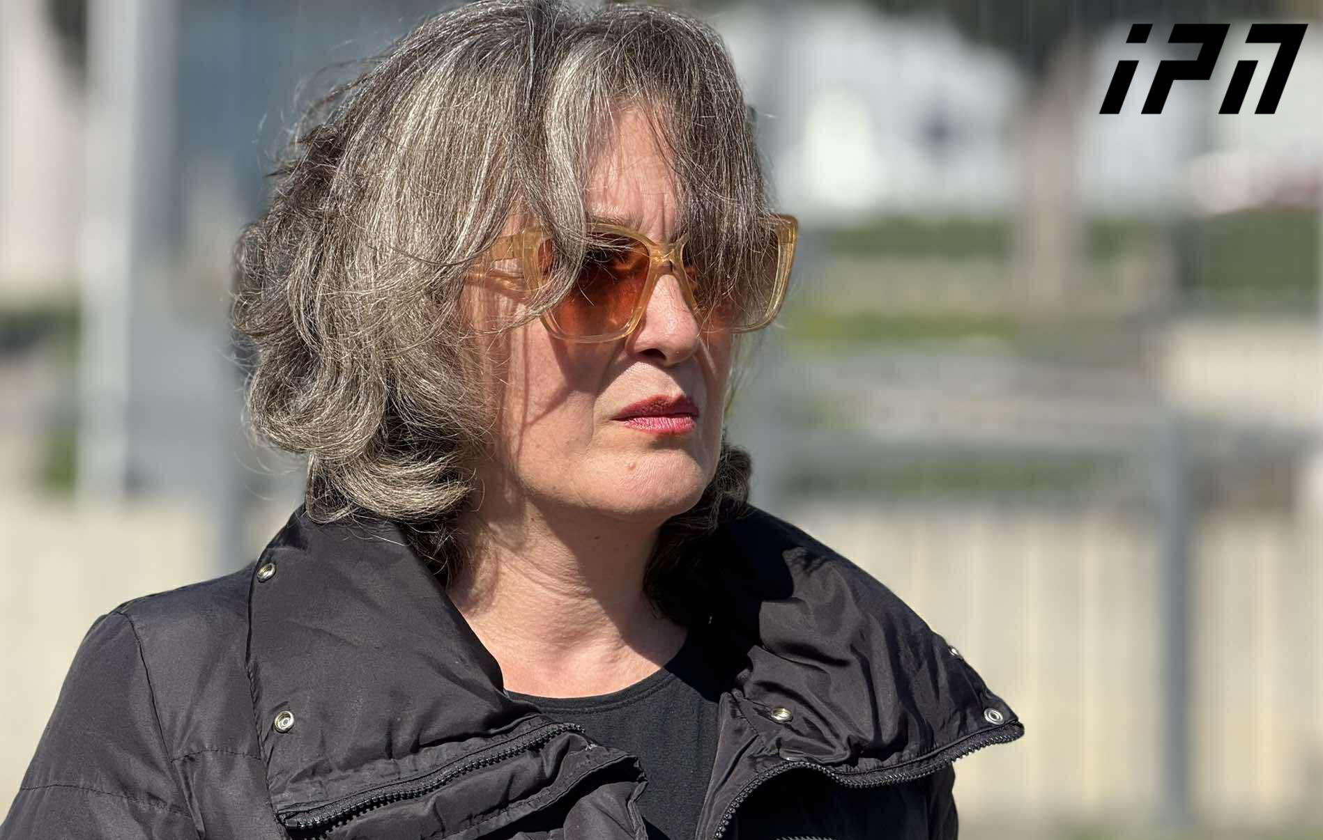 ათონელის ქუჩაზე განვითარებულ მოვლენებთან დაკავშირებით დაკავებულ 21 წლის ამირან დოლიშვილის ადვოკატის განცხადებით, მისი დაცვის ქვეშ მყოფის მიმართ სპეცრაზმის თანამშრომელმა დაკავებისას ფიზიკურად იძალადა