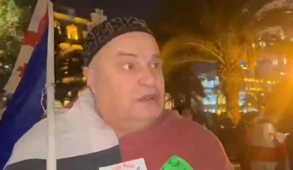 4 ოქტომბრის აქციაზე დაკავებული ზურაბ ჭავჭანიძე სასამართლო პროცესზე - კანონმორჩილი ვიყავი მთელი ცხოვრება, ჩემთვის ძალადობა მიუღებელია - შემიძლია ვთქვა, რომ სიყვარულის დესპანი ვარ