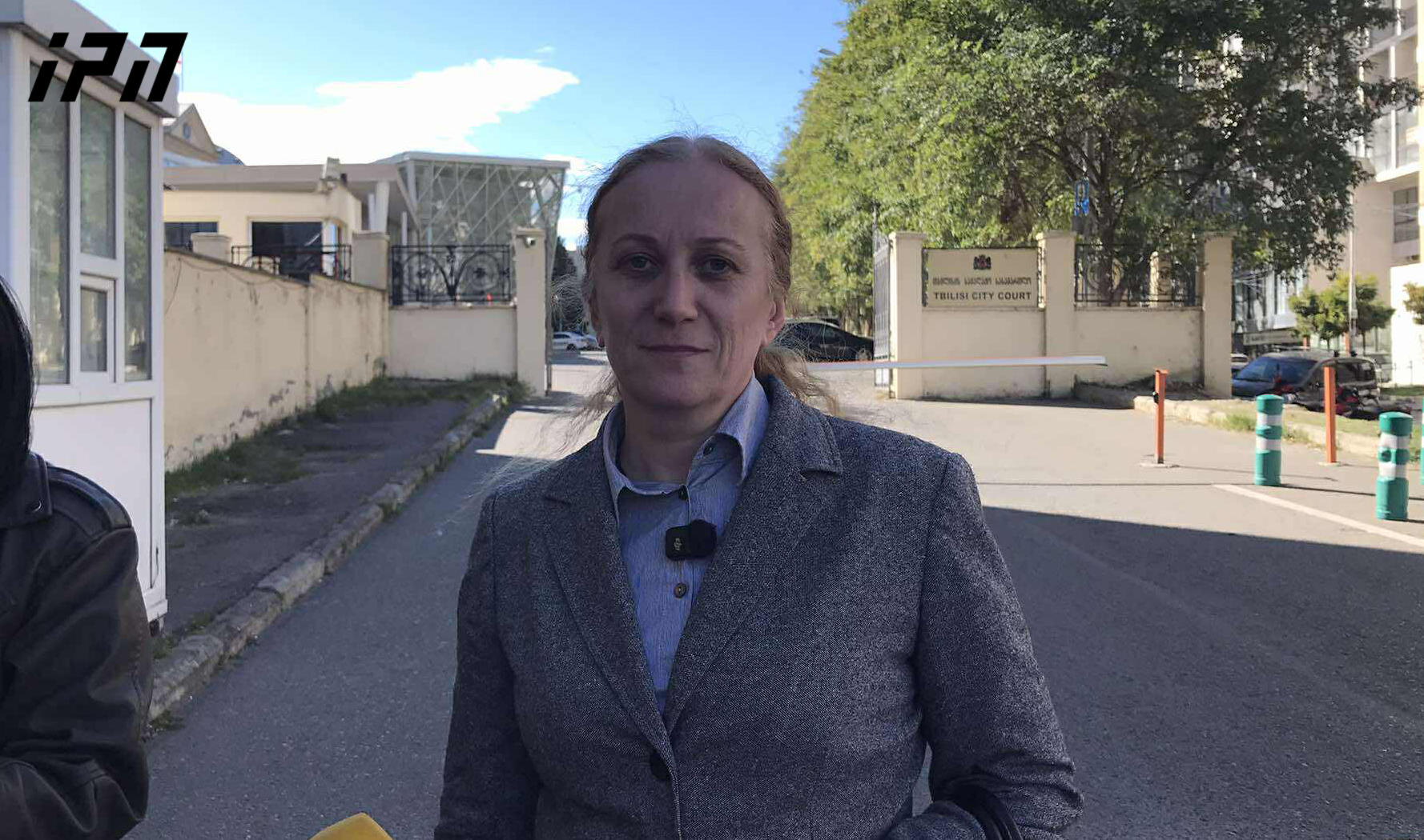 4 ოქტომბრის აქციის ფარგლებში დაკავებული ვლადიმერ სურმანიძის ადვოკატის განცხადებით, მისი დაცვის ქვეშ მყოფის მიმართ აღკვეთის ღონისძიების სახით პატიმრობის შეფარდებას გაასაჩივრებენ