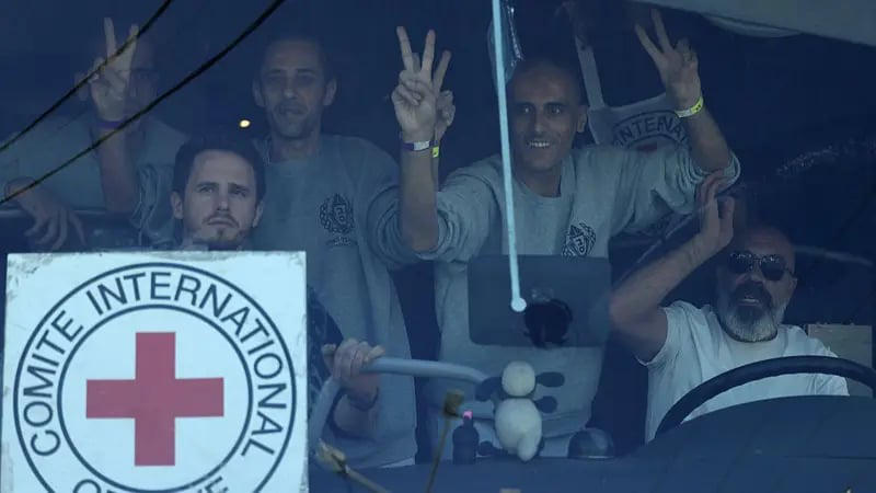 ისრაელმა პალესტინელი პატიმრების გათავისუფლება დაიწყო