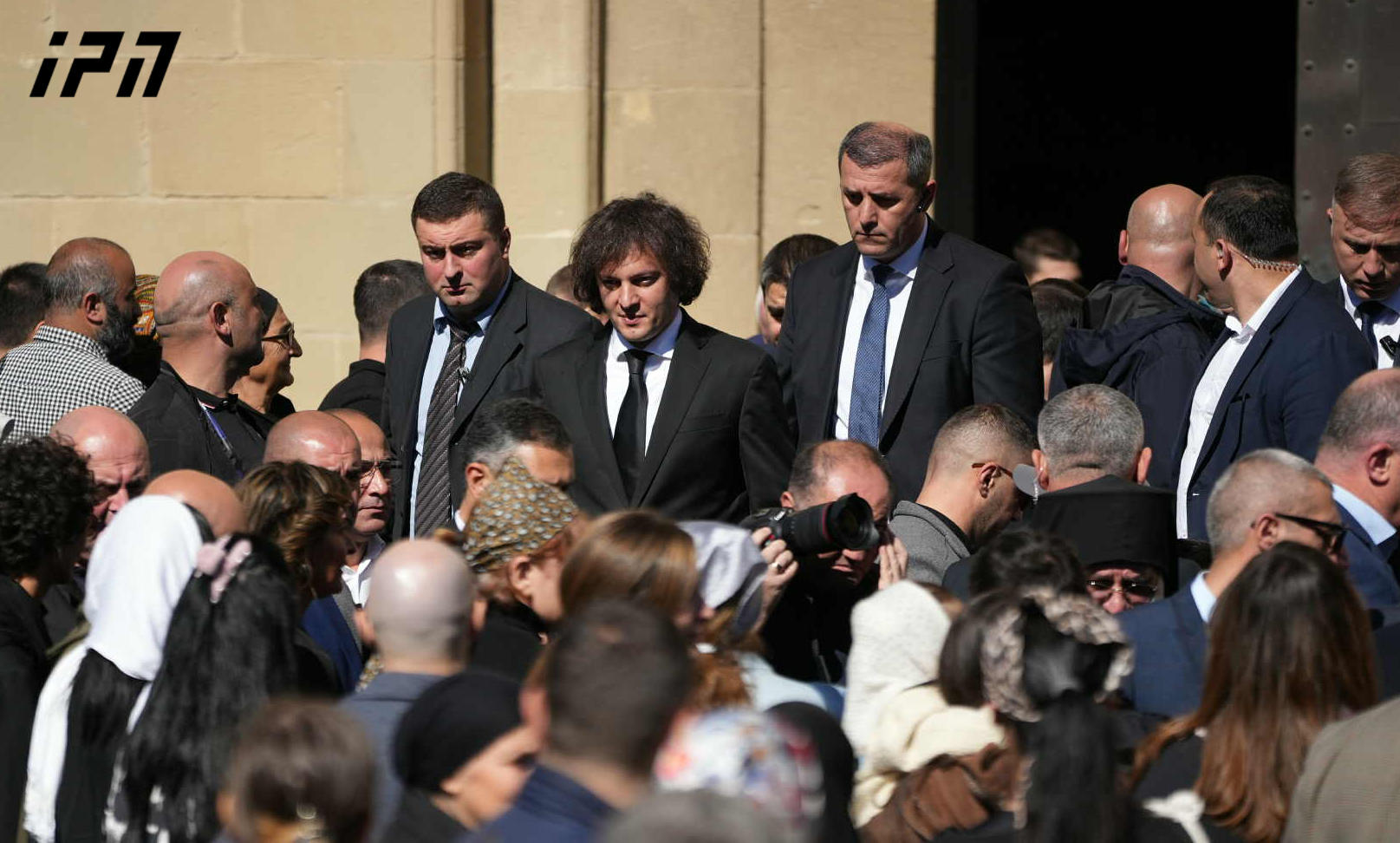 ირაკლი კობახიძე - სვეტიცხოველი შეგვახსენებს ჩვენს პასუხისმგებლობას ქვეყნის, ქრისტიანული კულტურის, დედა ეკლესიის წინაშე, რომ უნდა ვიზრუნოთ ქვეყნის გაძლიერებაზე, დედა ეკლესიის სიძლიერეზე და ქრისტიანული ღირებულების დაცვასა და შენარჩუნებაზე