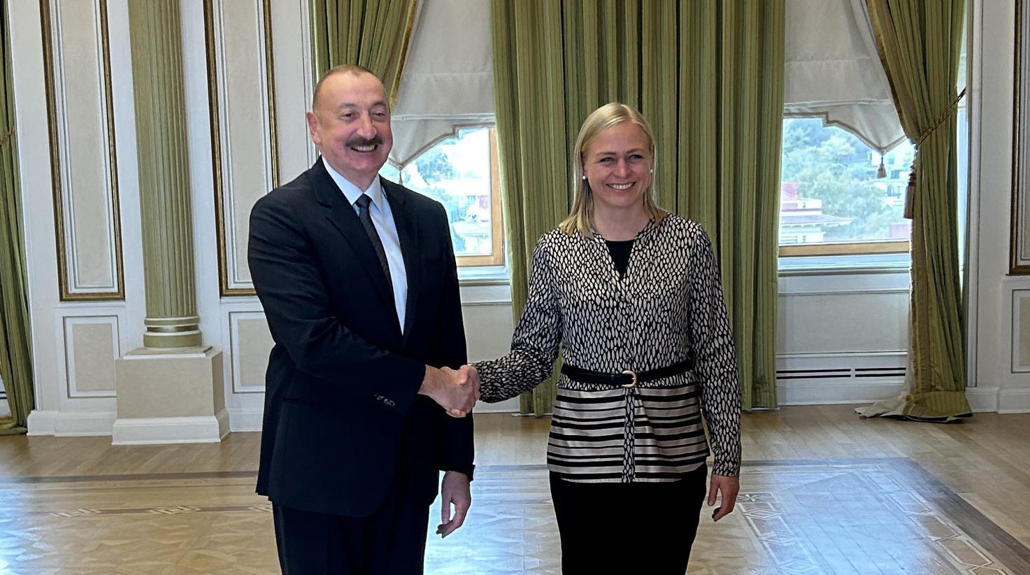 ეუთო-ს მოქმედი თავმჯდომარე თბილისის შემდეგ ბაქოში ჩავიდა - ელინა ვალტონენი ილჰამ ალიევსა და ჯეიჰუნ ბაირამოვს შეხვდა