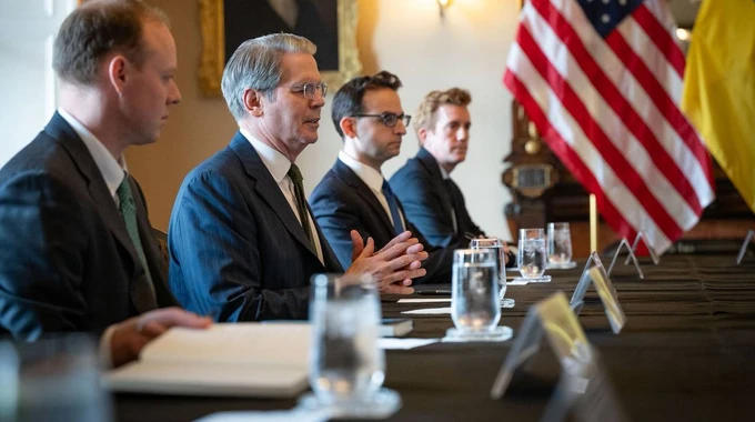 აშშ-ის ფინანსთა მინისტრი - აშშ მზადაა, „დიდი შვიდეულის“ წევრ ქვეყნებთან ერთად რუსეთზე ზეწოლა გააძლიეროს