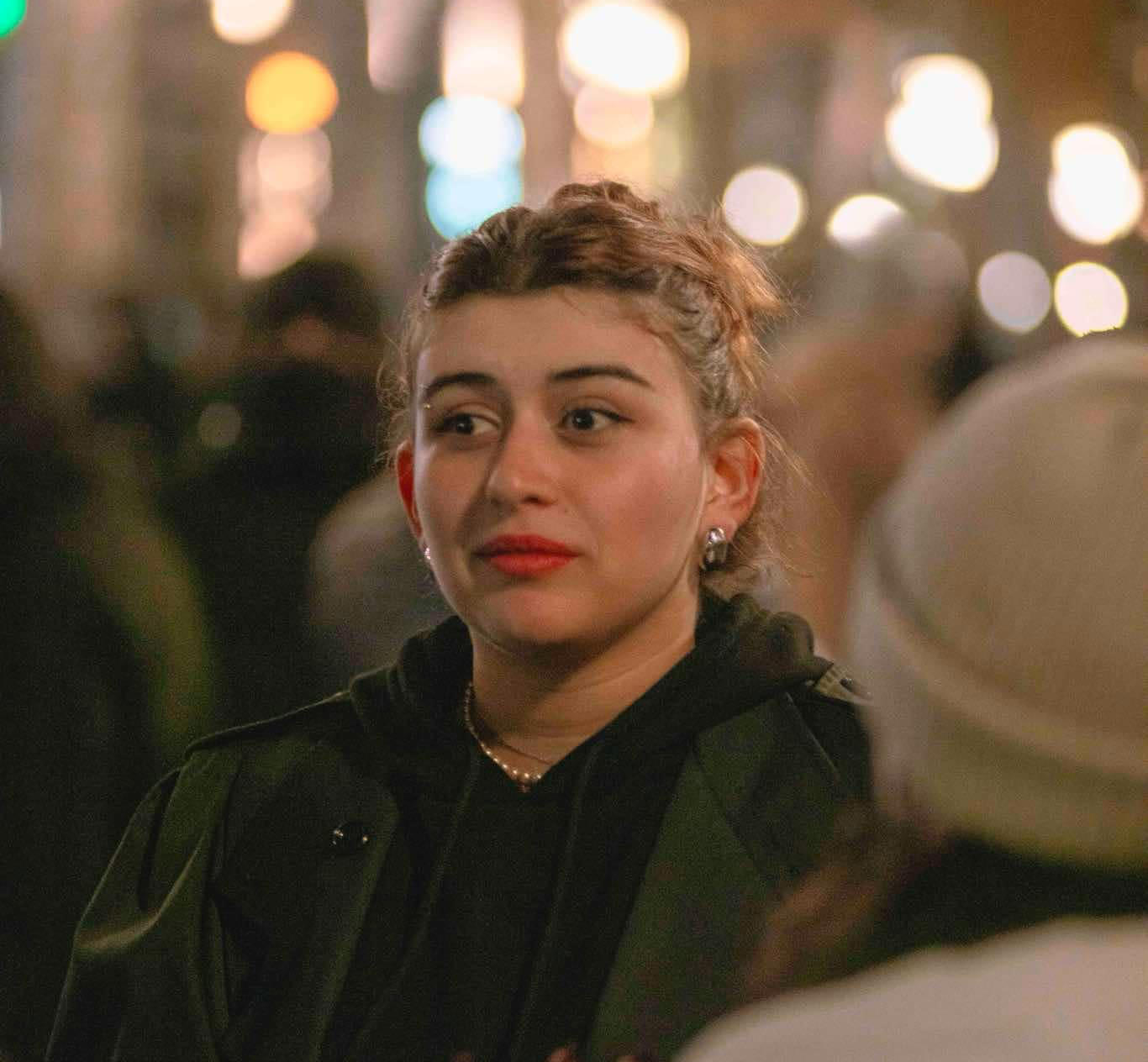 „ფორმულას“ ინფორმაციით, ჟურნალისტი ცირა ჟვანია, სავარაუდოდ, გზის გადაკეტვის მიზეზით დააკავეს