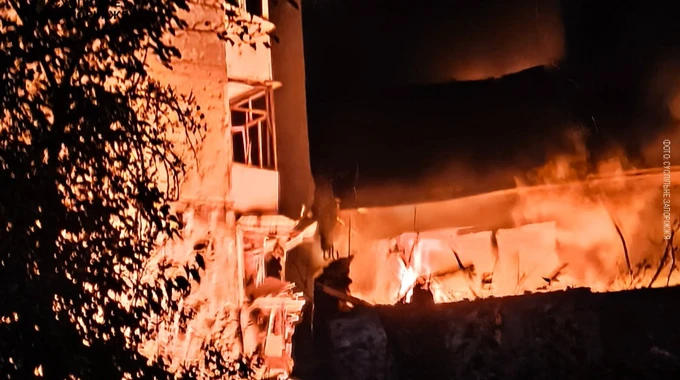 რუსებმა კიევს და ზაპოროჟიეს შეუტიეს, დაიღუპა ორი ადამიანი და დაშავდა 13