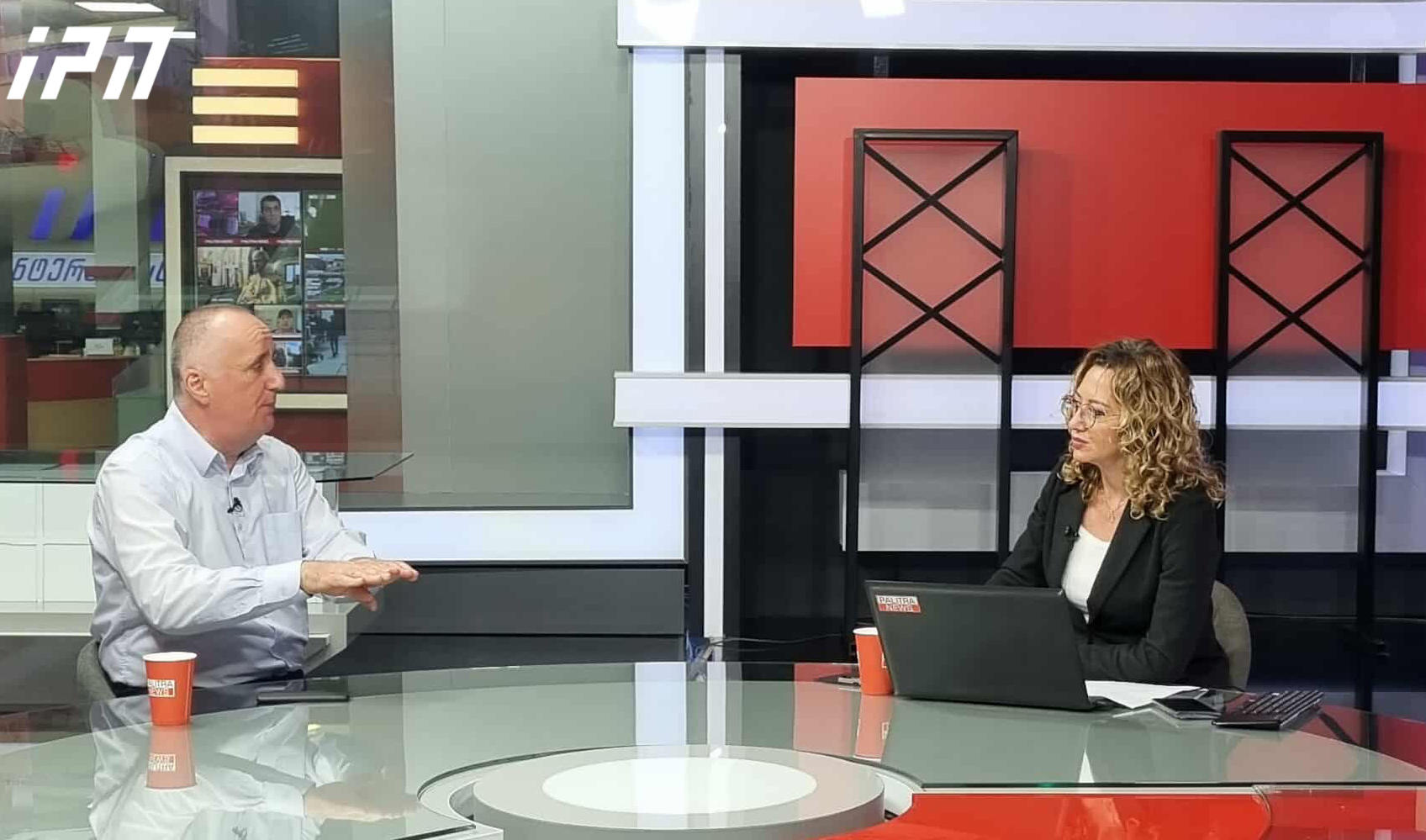 აკაკი ბობოხიძე - შეიძლება „ქართული ოცნება“ წინ წავიდეს და აზრის გამოთქმაც აგვიკრძალოს - საბედნიეროდ საკუთარ თავს უქმნიან პრობლემებს და ჩვენ გვეხმარებიან, ღმერთმა ხელი მოუმართოს, აკეთონ სიგიჟეები