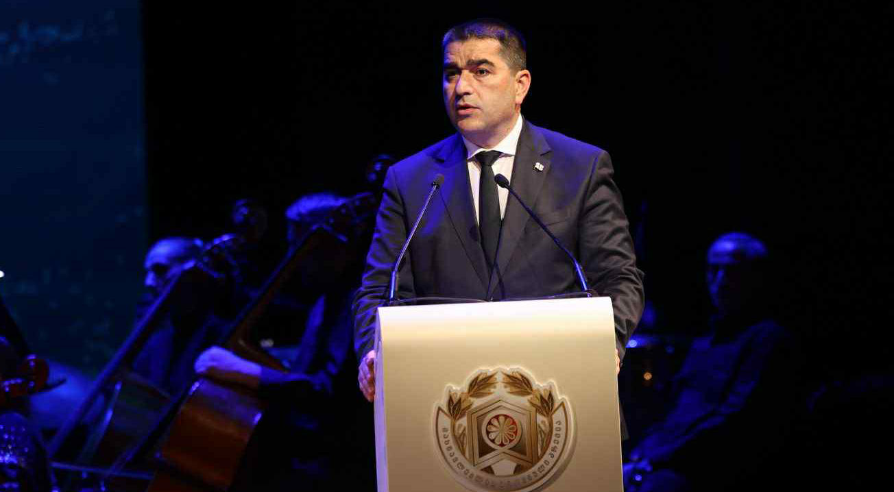 შალვა პაპუაშვილი - ველით განათლების სფეროს ისეთ სრულფასოვან და ყოვლისმომცველ გადააზრებას და ინტეგრაციას სახელმწიფოს შრომის, ცოდნისა და მეცნიერების სექტორებთან, როგორსაც იმსახურებს ჩვენი სახელმწიფო, მისი დამოუკიდებლობა, ისტორია და სუვერენიტეტი