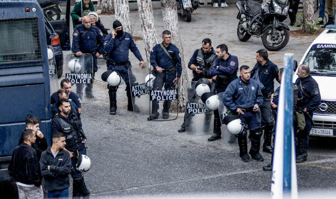 კუნძულ კრეტაზე სროლის შედეგად 2 ადამიანი დაიღუპა და 10 დაშავდა