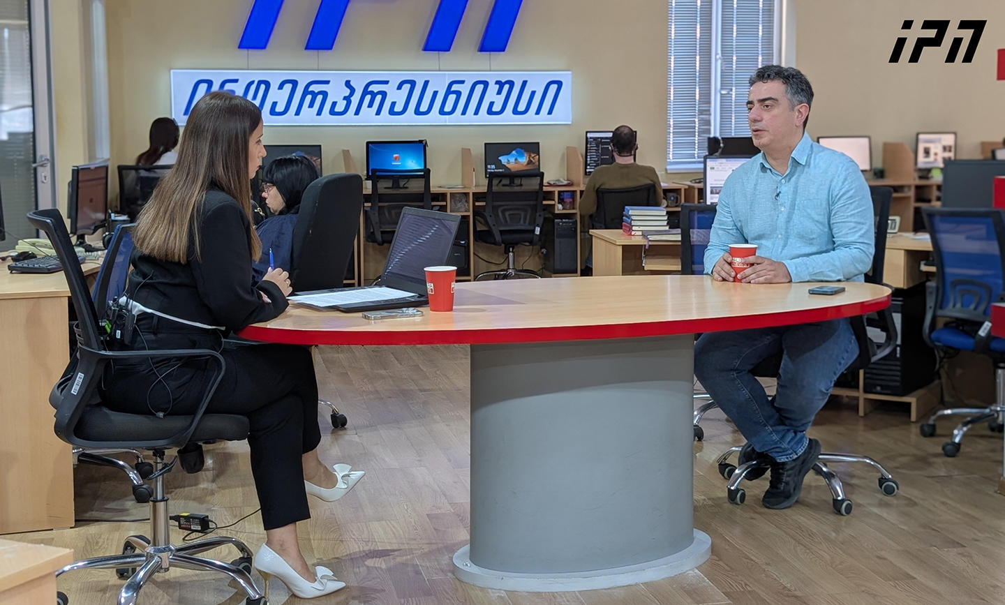 ბაკურ კვაშილავა - „ოცნებას“ 10-15-ჯერ მეტი თანხა ექნება ამოღებული, ვიდრე 20 მილიონია და ეს თანხა „შავ ანგარიშზე“ წავიდოდა, თორნიკე რიჟვაძემ კი შეუძლებელია არ იცოდეს, რომ არავინ მისცემს საშუალებას, ჩამოვიდეს და მედიას ელაპარაკოს