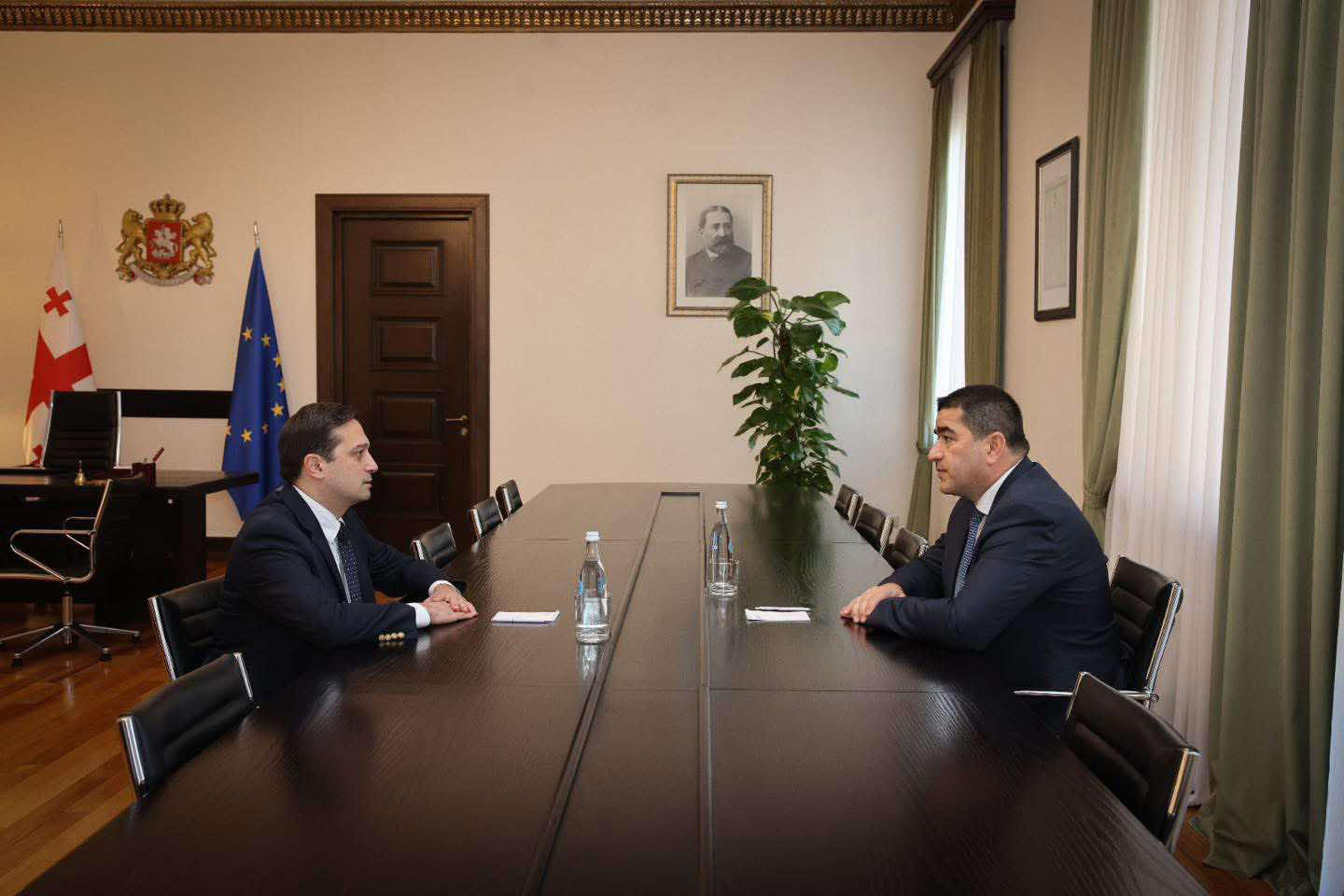 შალვა პაპუაშვილი ლევან იოსელიანს შეხვდა