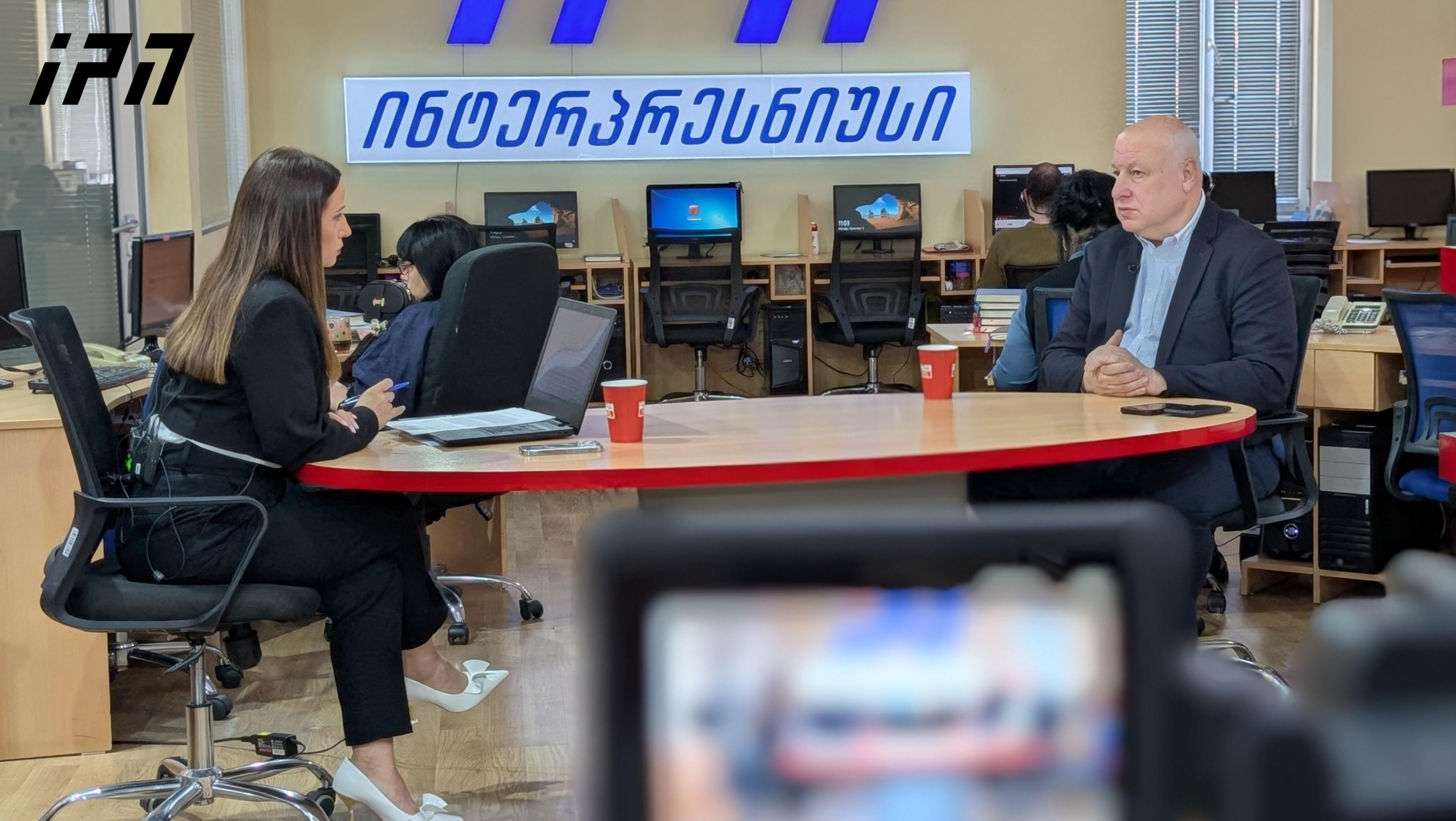 გიგი წერეთელი - გაგრელი ქალბატონის დაკავება, რომელმაც ჯერ იქ რა გზა გაიარა, ანომალიაა - ეს ხალხი არსად წავა, შემოტევას ოპოზიციამ კონსოლიდაციით უნდა უპასუხოს, არ უნდა მოხდეს, რომ „ოცნებამ“ გააკეთოს ყველაფერი, რაც ჩაფიქრებული აქვს