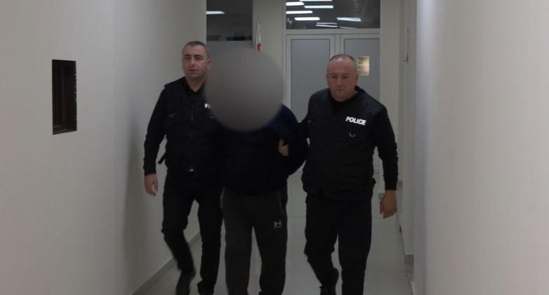 კასპში, არასრულწლოვნის გაუპატიურების ბრალდებით პოლიციამ 73 წლის მამაკაცი დააკავა