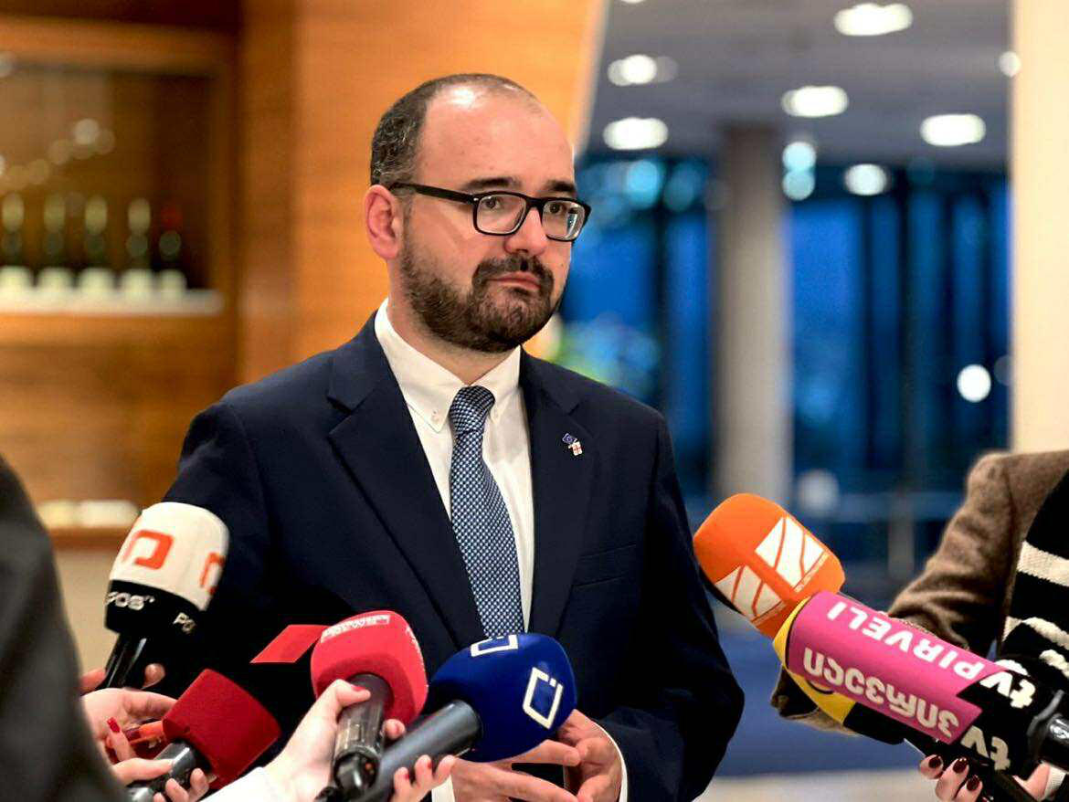 გრიგოლ გეგელია Eagle Hills-ზე - კობახიძემ უპასუხოს ერთ მთავარ კითხვას: რატომ უმალავს ქართველ ხალხს კონტრაქტის დეტალებს - ეს არის ქართველთმოძულე რეჟიმის მორიგი ხრიკი