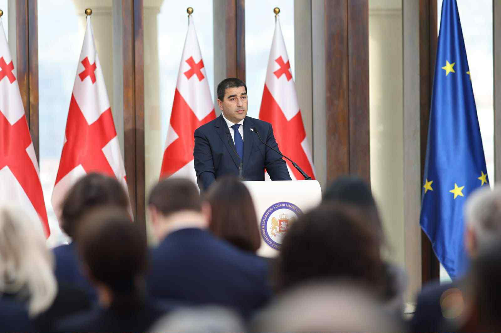 შალვა პაპუაშვილი - დღევანდელ ცვალებად სამყაროში, სადაც წესებზე დაფუძნებული საერთაშორისო წესრიგი უპრეცედენტო ზეწოლის ქვეშაა, დიპლომატია და დიპლომატის როლი განსხვავებულ მნიშვნელობას იძენს - დიპლომატია გახდა არამხოლოდ პროფესია, არამედ სახელმწიფოს თავდაცვის პირველი ხაზი