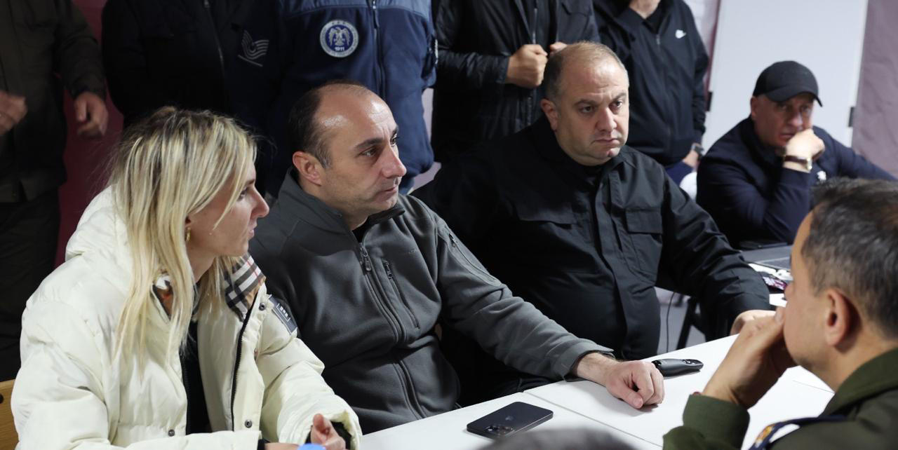 ირაკლი ჩიქოვანი - პრაქტიკულად ნაპოვნია თვითმფრინავის ყველა დიდი ნაწილი და ყველა ცხედარი, კოორდინირებული მოქმედებებით სამძებრო სამუშაოებში მნიშვნელოვანი შედეგების მიღწევა შევძელით