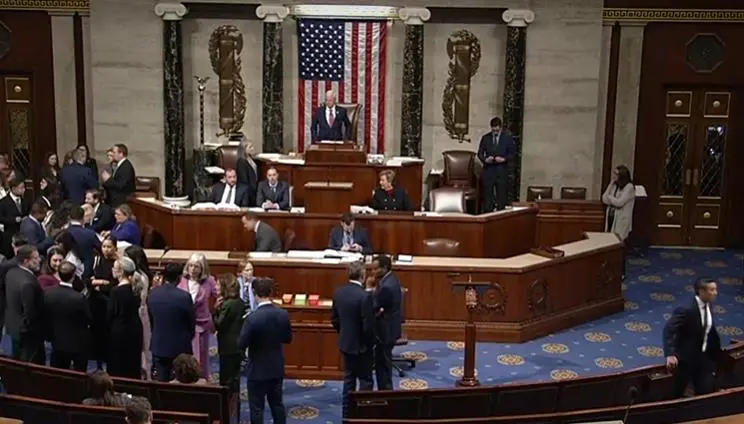 აშშ-ის წარმომადგენელთა პალატამ მიიღო კანონპროექტი, რომელიც მთავრობის „შათდაუნს“ დაასრულებს