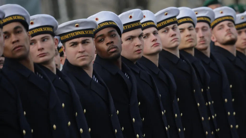 გერმანიის მთავრობა სამხედრო სამსახურის ახალ გეგმაზე შეთანხმდა, რომლის მიზანი ჯარისკაცების რაოდენობის გაზრდაა