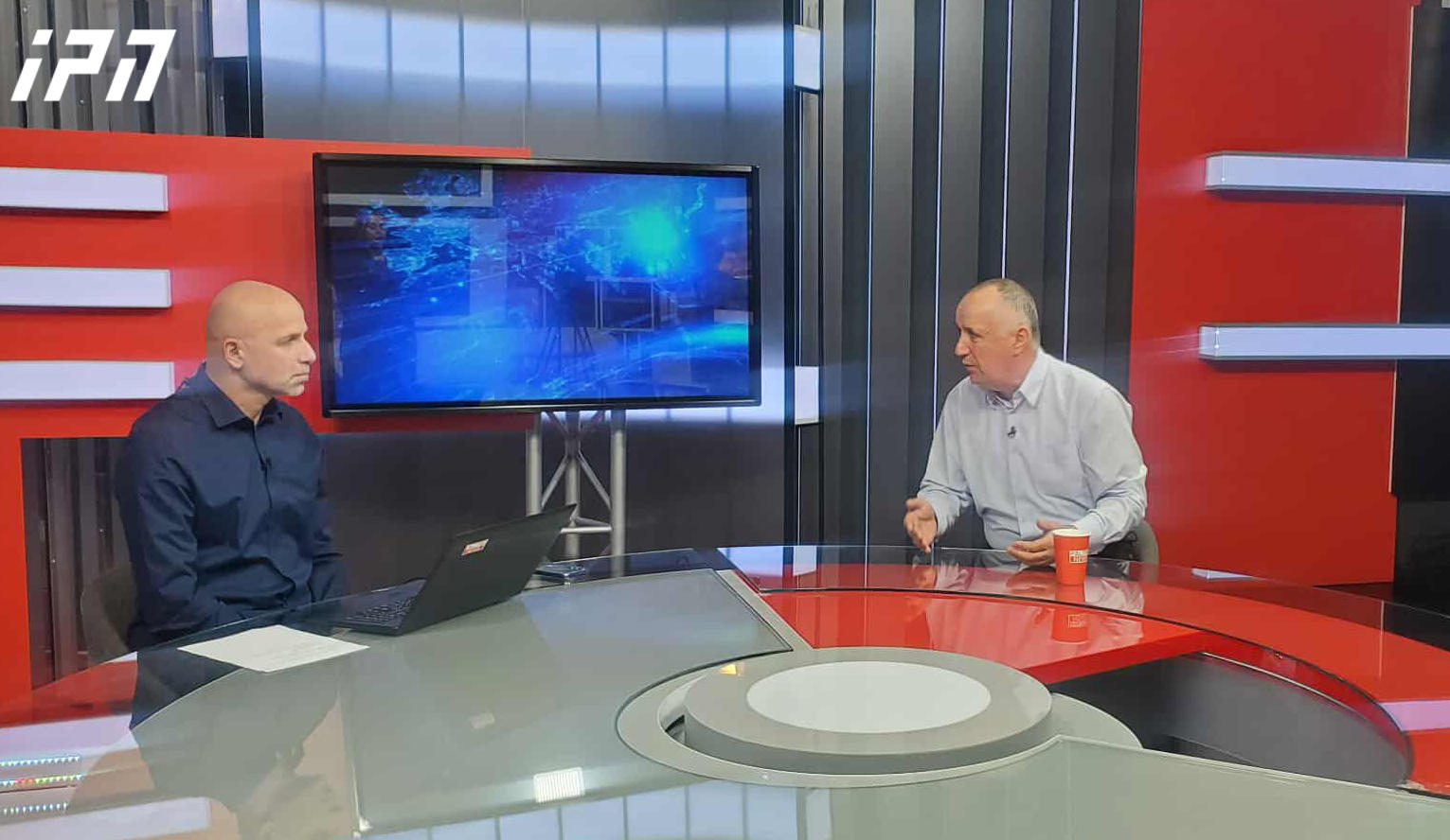 აკაკი ბობოხიძე - მგონია, რომ პარტიები ძალიან გავერთეთ ქვეყნის შიგნით მიტინგების დაორგანიზებით, რომელიც სინამდვილეში თავისთავად ორგანიზდება - ჩვენ გვაქვს სხვა სფერო, სადაც ვართ შეუცვლელები, ეს არის პარტნიორებთან მუშაობა