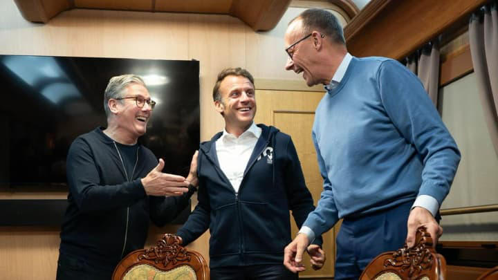 ფრიდრიხ მერცი, ემანუელ მაკრონი და კირ სტარმერი ბერლინში დღეს შეხვედრას გამართავენ