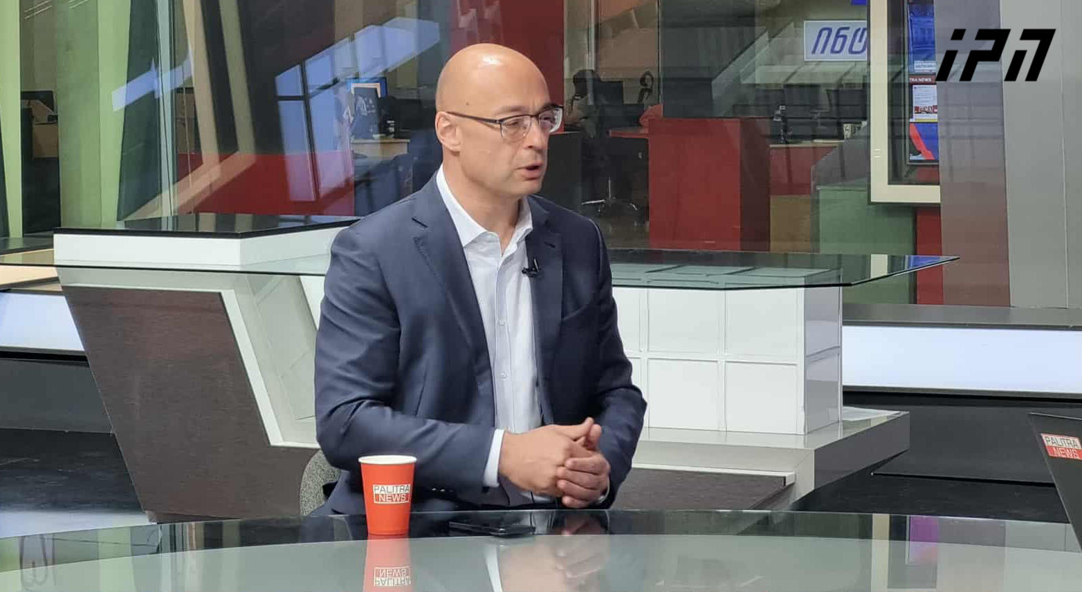 გიორგი ქობულია - ჩემი მინისტრობის დროს რასაც ჰქვია კორუფციული გარიგების ფაქტი, არ მქონდა, მხოლოდ ირიბი ფაქტები მქონდა, მაგალითად, ელექტროენერგიის შესყიდვა აზერბაიჯანიდან შუამავლის გავლით - რა საჭიროა შუამავალი?! მგონი, დღესაც ასე ხდება