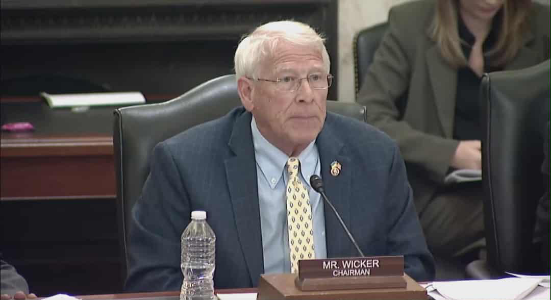 როჯერ უიკერი - მამაცი ქართველი ხალხი ერთი წელია გაყალბებულ არჩევნებს აპროტესტებს