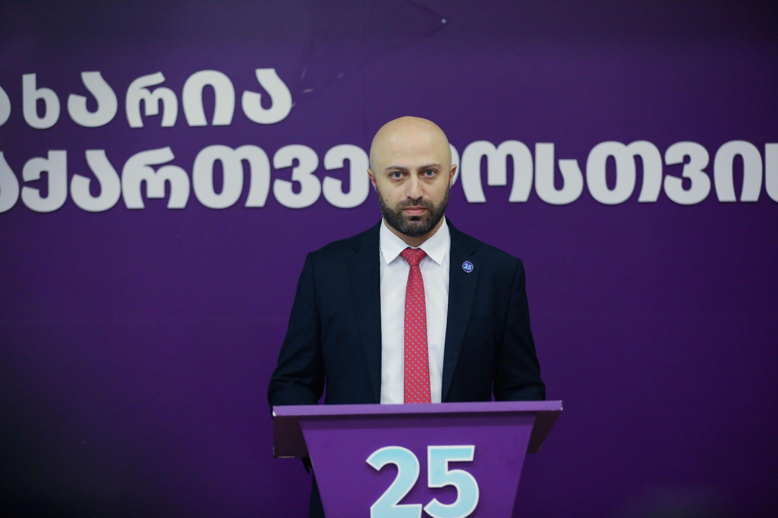 ბერდია სიჭინავა - ჩორჩანასთან დაკავშირებით გიორგი გახარიასთან ერთნაირი პრეტენზიები აქვთ „ოცნების“ რეჟიმს და ცხინვალის რუსულ საოკუპაციო რეჟიმს - გახარიას მიმართ დევნით, „ოცნება“ ღალატობს ეროვნულ ინტერესებს და ეს არ დარჩება პასუხგაუცემელი