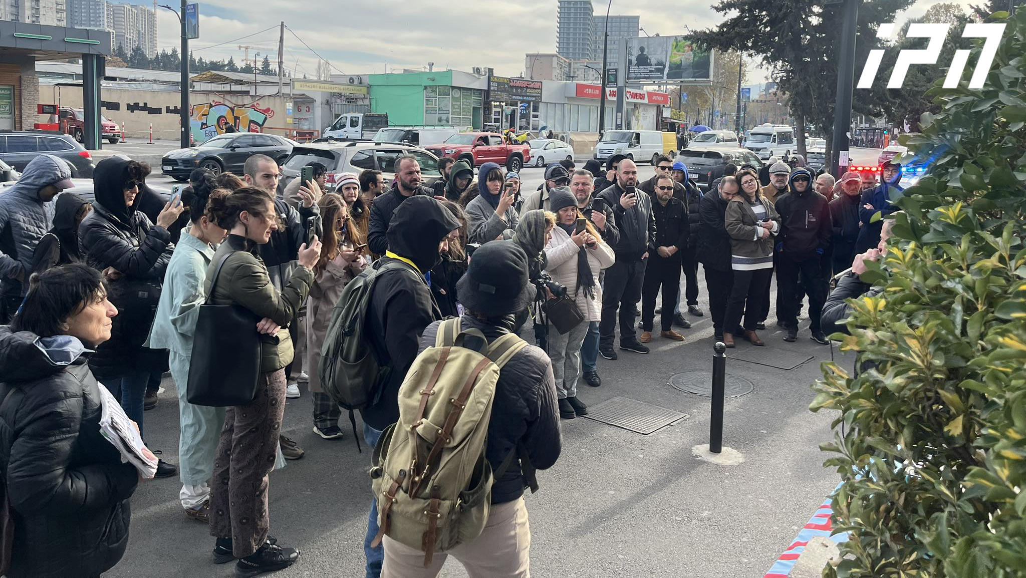 ჭიათურელი მაღაროელები ჯანდაცვის სამინისტროსთან აქციას მართავენ