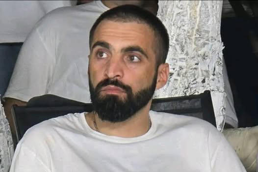 ირაკლი ჩხვირკია - პაატა ბურჭულაძე აქაა, მან ვერ მოახდინა რევოლუცია და როგორ შეიძლება ირაკლი ჩხვირკიამ რევოლუცია მოახდინოს? - თუ გამოძიება შოუს არ დგამს და ჭეშმარიტების დადგენა აინტერესებს, იქნებ, მოსულიყო და კითხვა დაესვა?