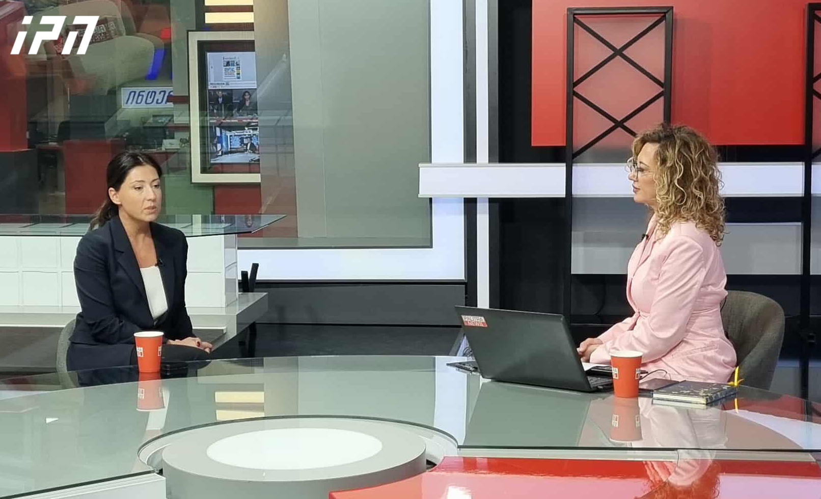 ტატა ხვედელიანი - პრემიერ-მინისტრს მოუწია სიმართლის მოსმენა და პასუხების გაცემა - პარლამენტი „ოცნების“ ოფისად იყო გადაქცეული, მოსახლეობა ხედავს, რომ განსხვავებული აზრი დაბრუნდა