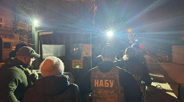 უკრაინული მედია - ანტიკორუფციული ორგანოები ანდრეი ერმაკთან ჩხრეკას ატარებენ