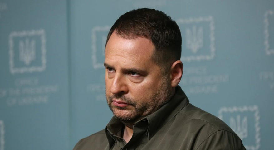 უკრაინის ეროვნული ანტიკორუფციული ბიურო და სპეციალიზებული ანტიკორუფციული პროკურატურა ადასტურებენ, რომ ანდრეი ერმაკთან ჩხრეკა მიმდინარეობს