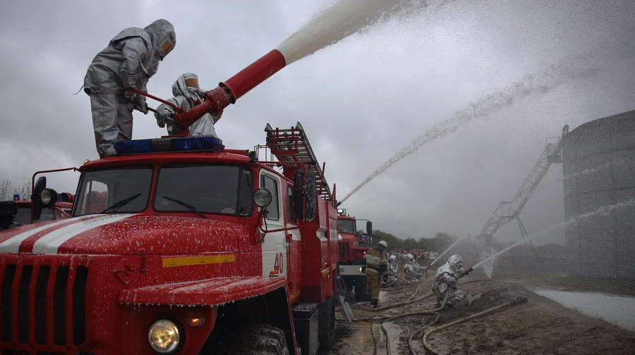რუსეთის რამდენიმე რეგიონში ნავთობგადამამუშავებელ ქარხნებზე დრონებით თავდასხმა განხორციელდა