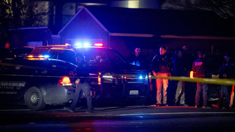 В Калифорнии, в результате стрельбы в банкетном зале, погибло 4 и ранено – 10 человек