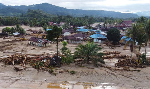ინდონეზიაში წყალდიდობის შედეგად დაღუპულთა რიცხვმა 600-ს გადააჭარბა, ევაკუირებულია ერთი მილიონი ადამიანი