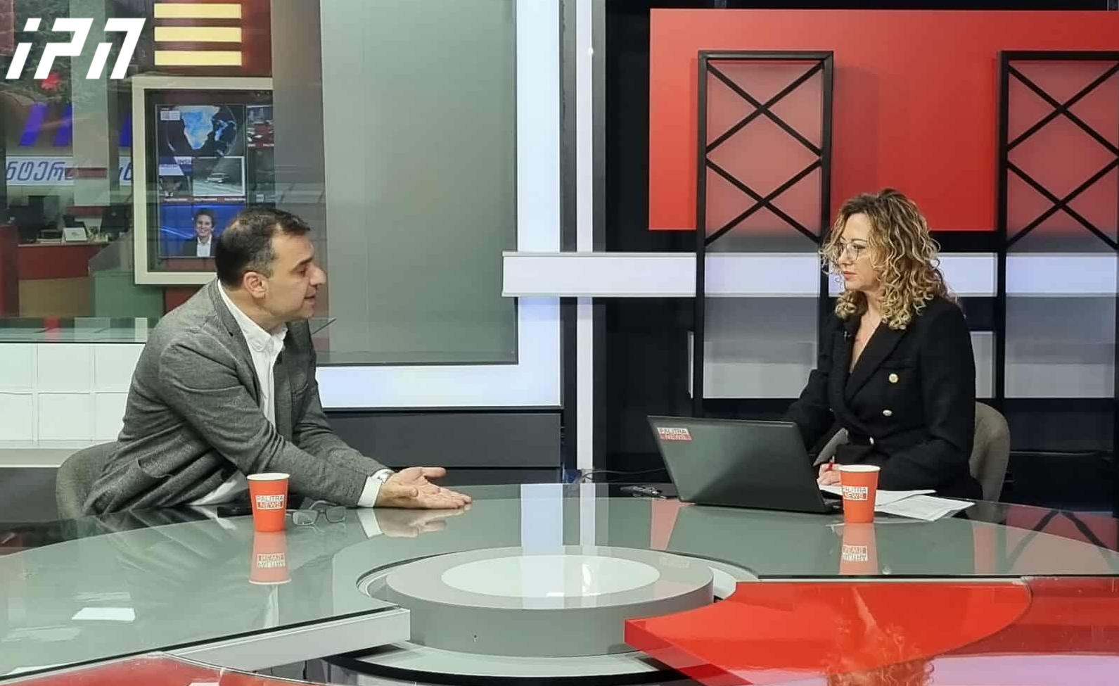 ლევან სამუშია - ყაველაშვილის ლოგიკაზე მსჯელობა ძნელია - პაპუაშვილს კი მინდა, ვუთხრა: თქვენი ორჯერ პრემიერ-მინისტრი რომ კორუფციაშია ჩაფლული, თავდაცვის მინისტრს ბრალი ედება ქართული ჯარის გაძარცვაში, ამის გამო ემიჯნებით?