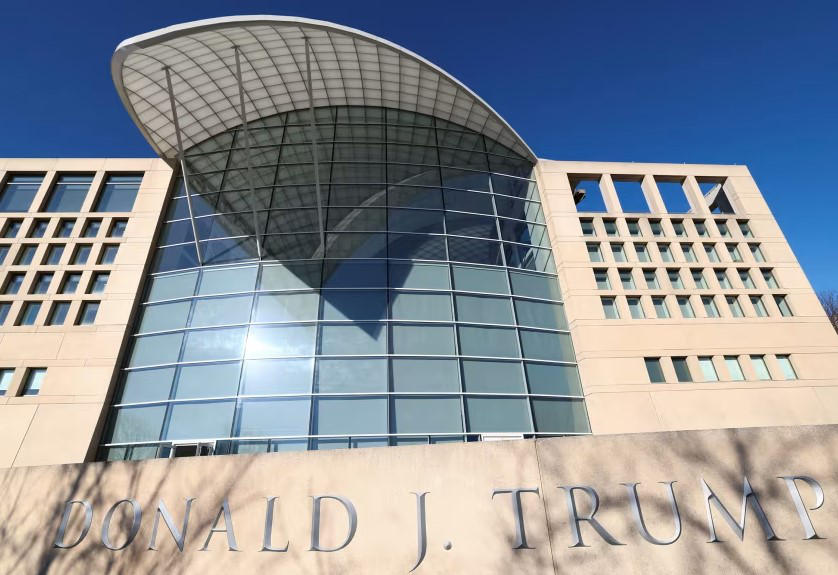 CNN - აშშ-ის სახელმწიფო დეპარტამენტმა მშვიდობის ინსტიტუტს დონალდ ტრამპის პატივსაცემად სახელი შეუცვალა