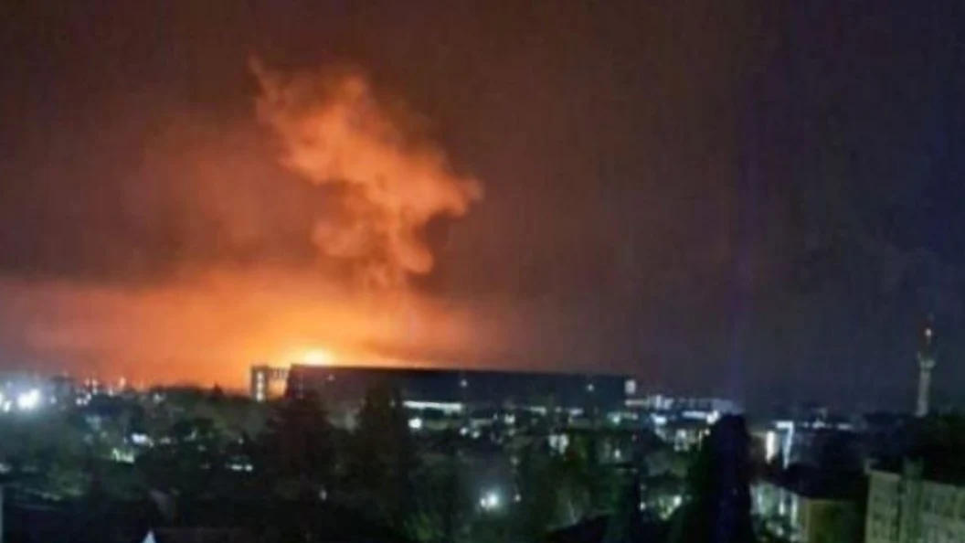 კრასნოდარში პორტზე დრონებით თავდასხმამ ზიანი და ხანძარი გამოიწვია