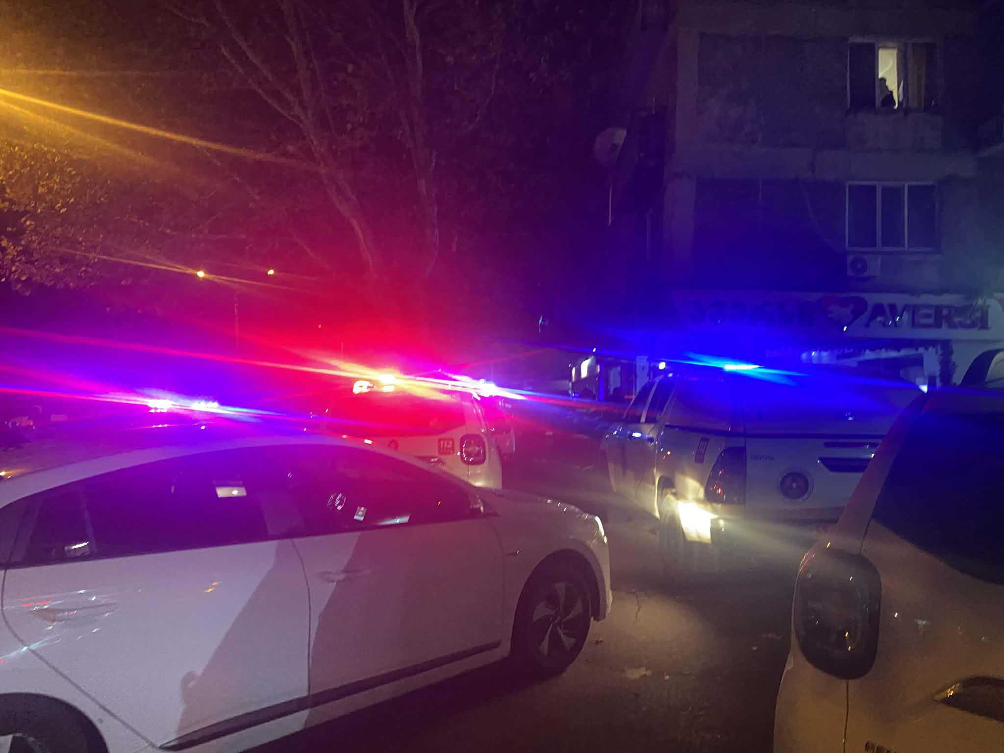 სანზონაში, ქვიშხეთის ქუჩაზე ერთ-ერთ კორპუსში კედელი ჩამოინგრა