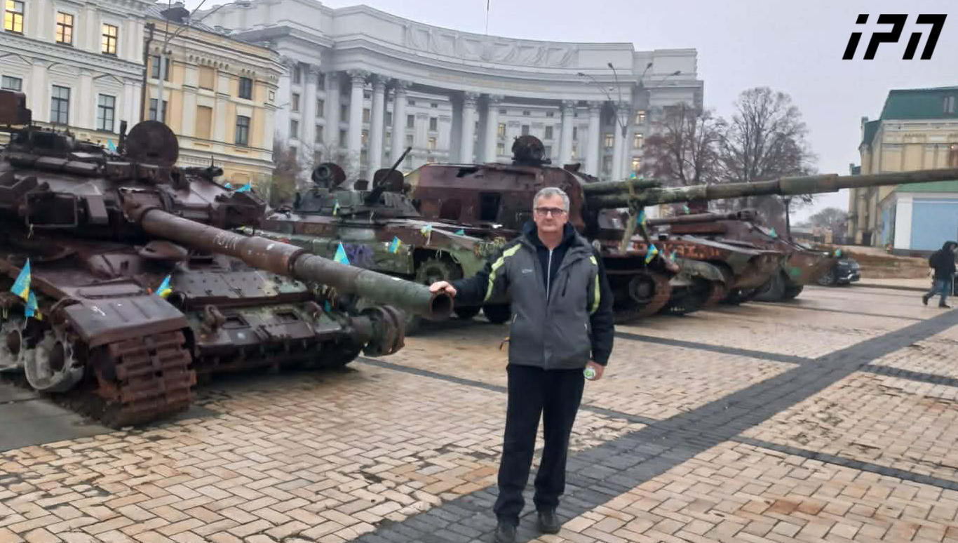 „მეგობარო, ჩამოდი თავშესაფარში“... ასე ახლოს ომი არსად მიგრძვნია - კობა ლიკლიკაძე კიევიდან