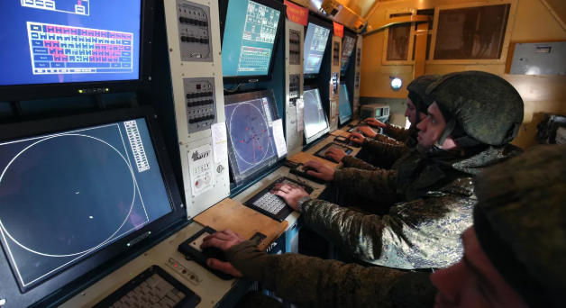 რუსეთის თავდაცვის უწყება - საჰაერო თავდაცვის ძალებმა ღამით 141 უკრაინული დრონი ჩამოაგდეს