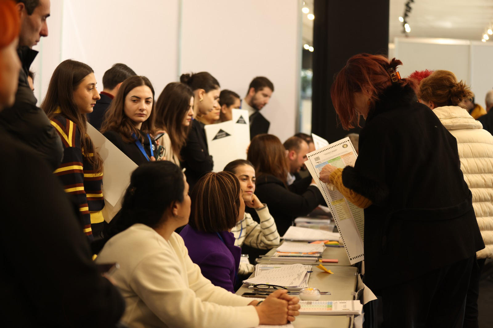 ადვოკატთა ასოციაცია თავმჯდომარისა და მმართველი ორგანოების არჩევნების შესახებ ინფორმაციას ავრცელებს