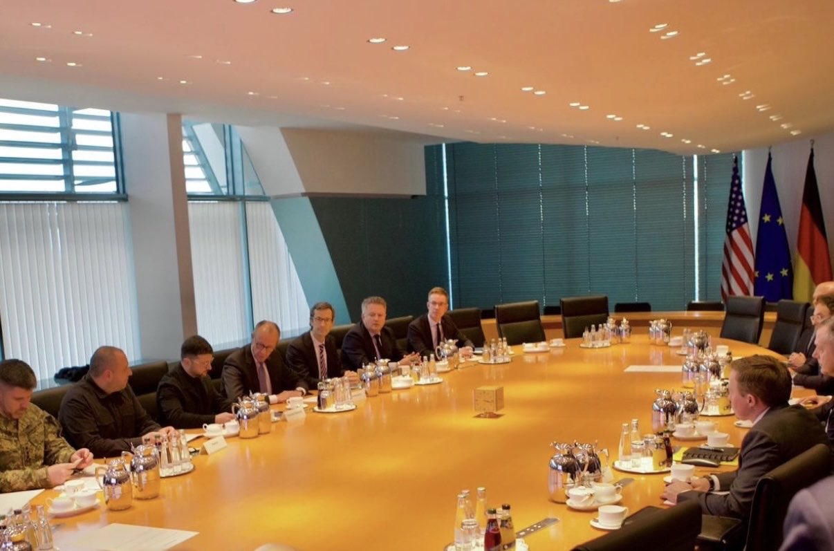 სტივ უიტკოფი - აშშ-სა და უკრაინის წარმომადგენლებმა 20-პუნქტიანი სამშვიდობო გეგმა განიხილეს - დიდ პროგრესს მიაღწიეს