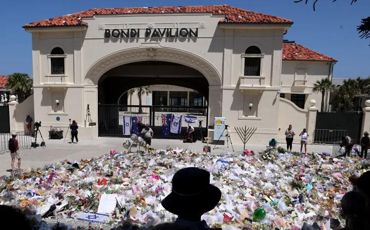 ავსტრალიაში მომხდარ თავდასხმაში ეჭვმიტანილს 59 ბრალდება წაუყენეს