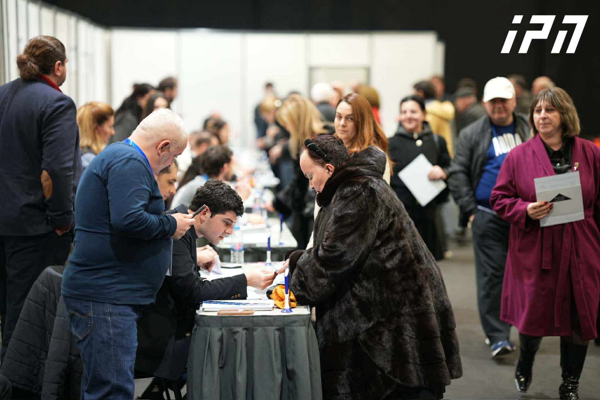 ადვოკატთა ასოციაციის თავმჯდომარის არჩევნების მეორე ტური მიმდინარეობს